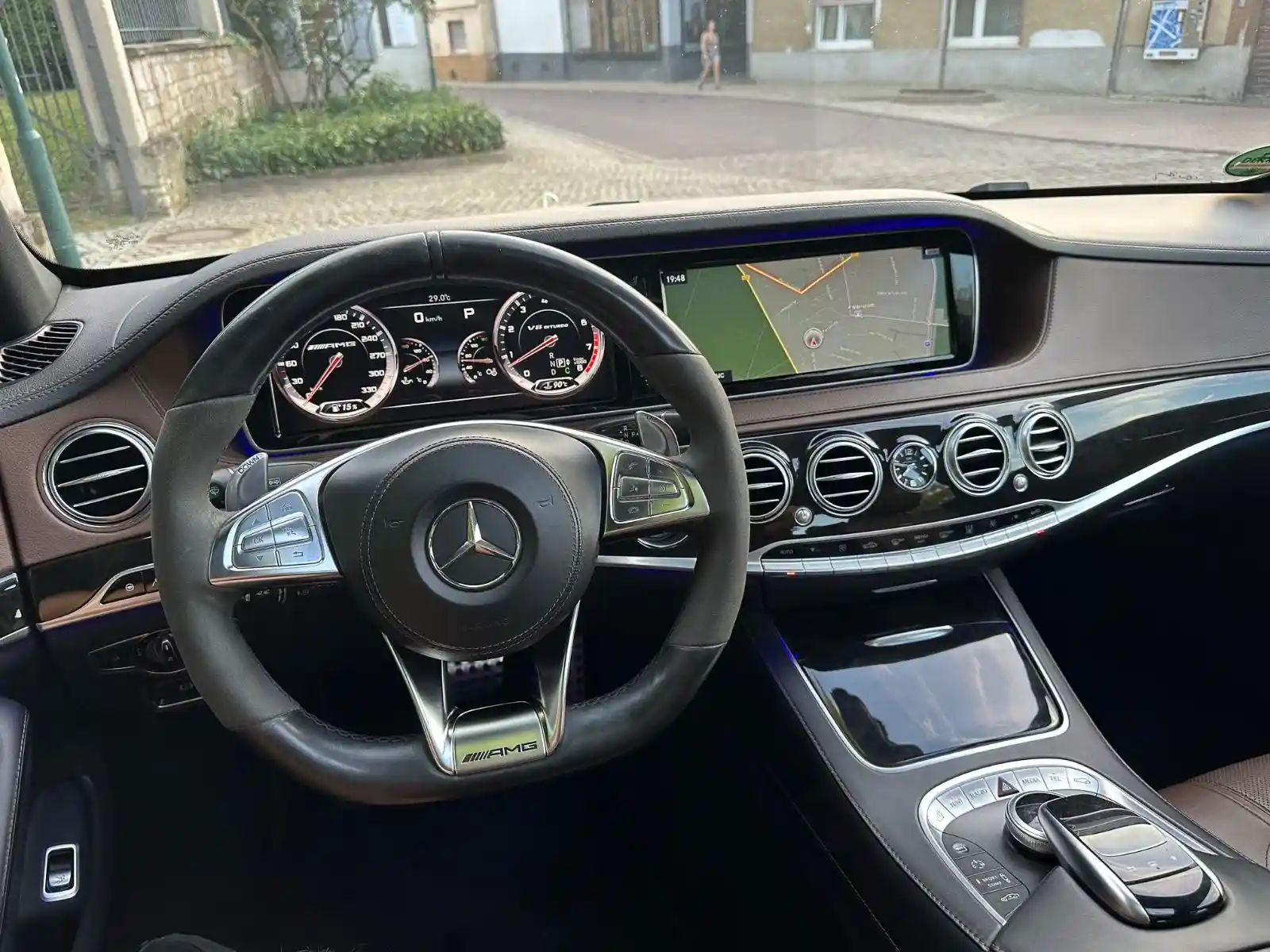 Mercedes-Benz S 63 AMG