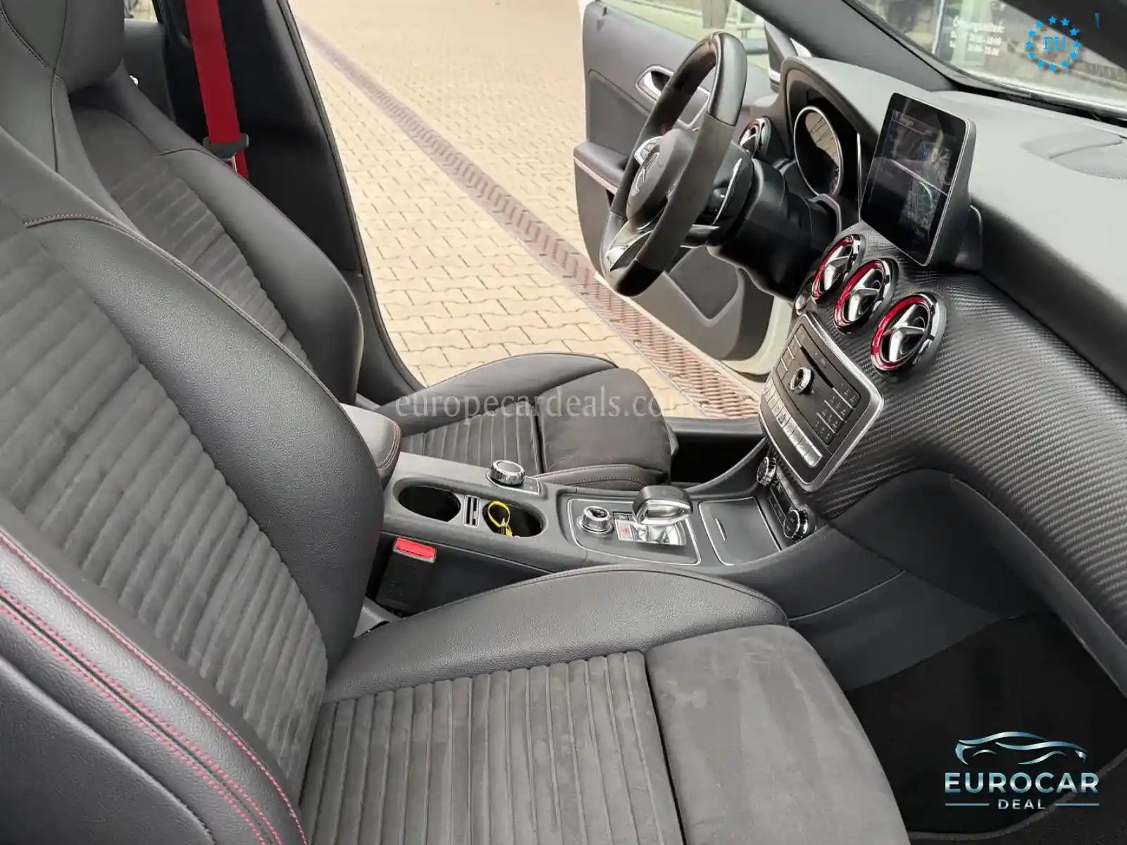 Mercedes-Benz A 45 AMG