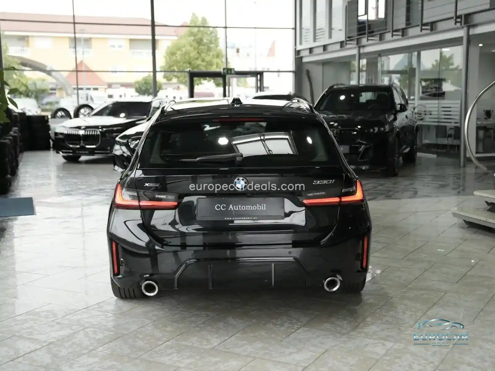 BMW 330