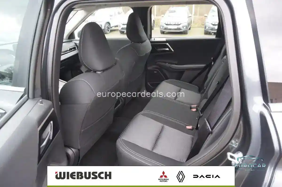 Mitsubishi Plug-in Hybrid Outlander