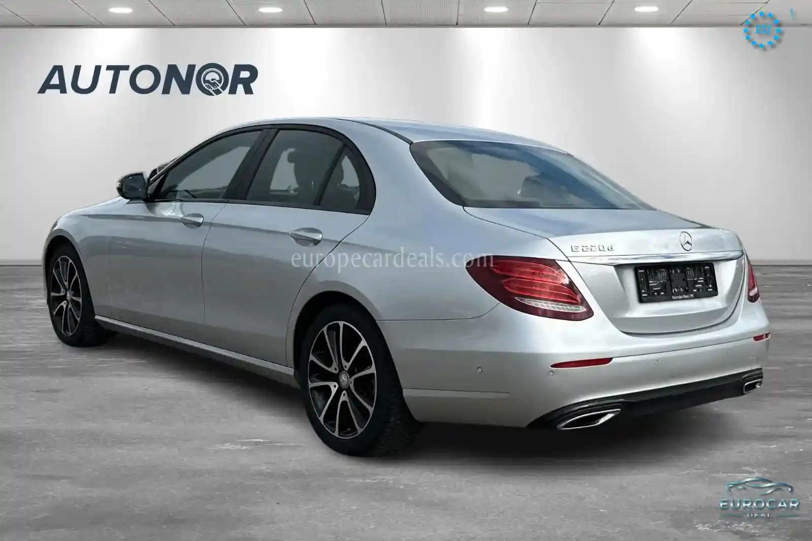 Mercedes-Benz E 220