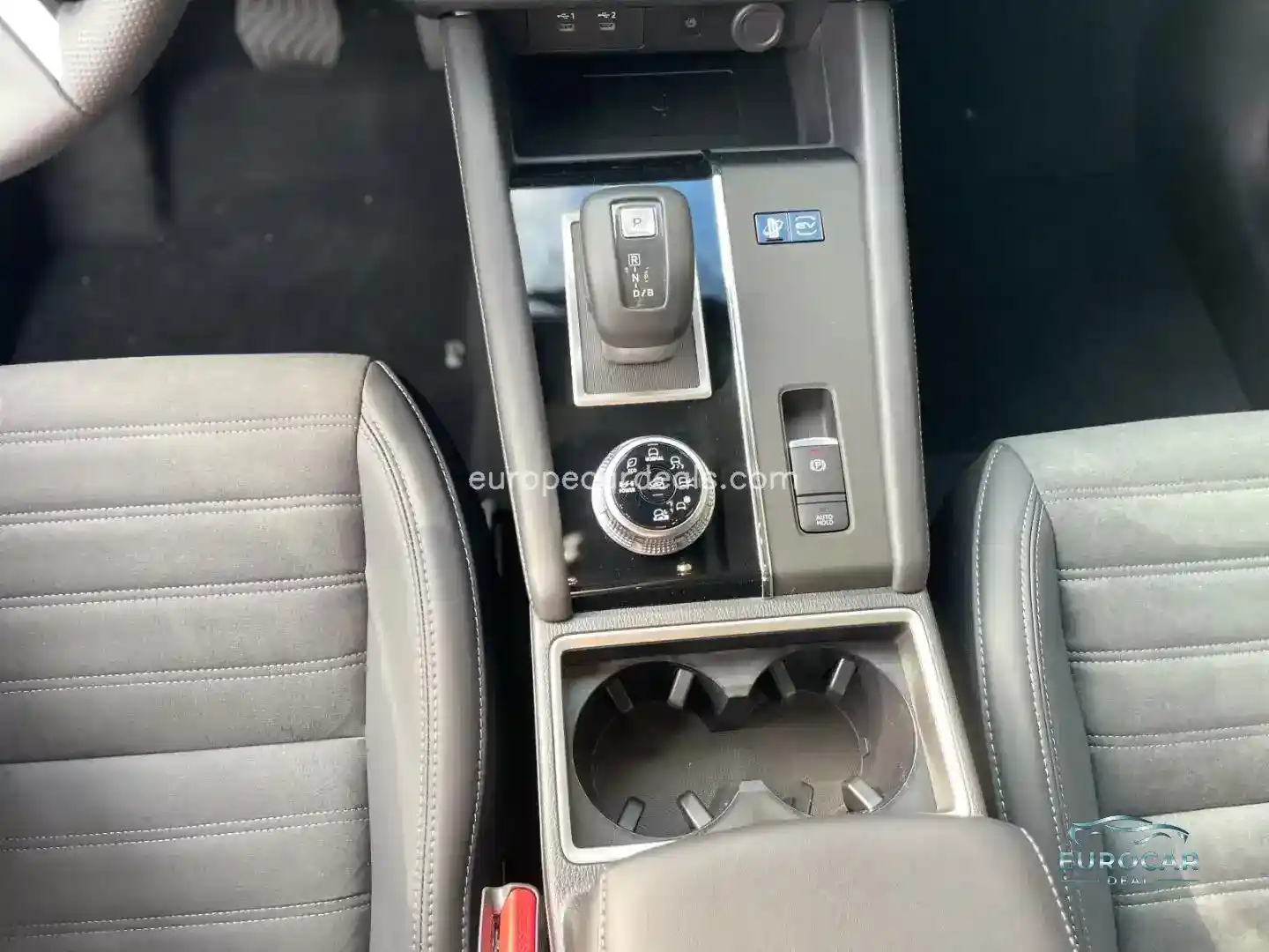 Mitsubishi Plug-in Hybrid Outlander