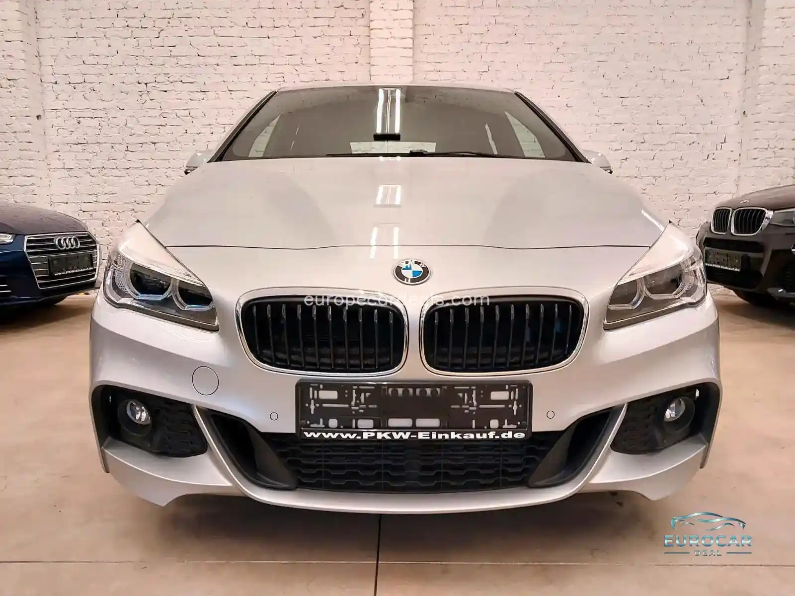 BMW 225