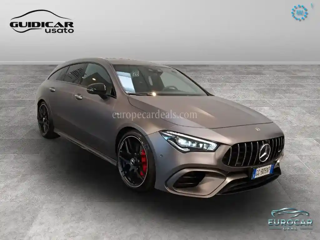 Mercedes-Benz CLA 45 AMG Shooting Brake