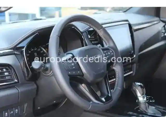 4×4 Double Cab V-CROSS Automatik