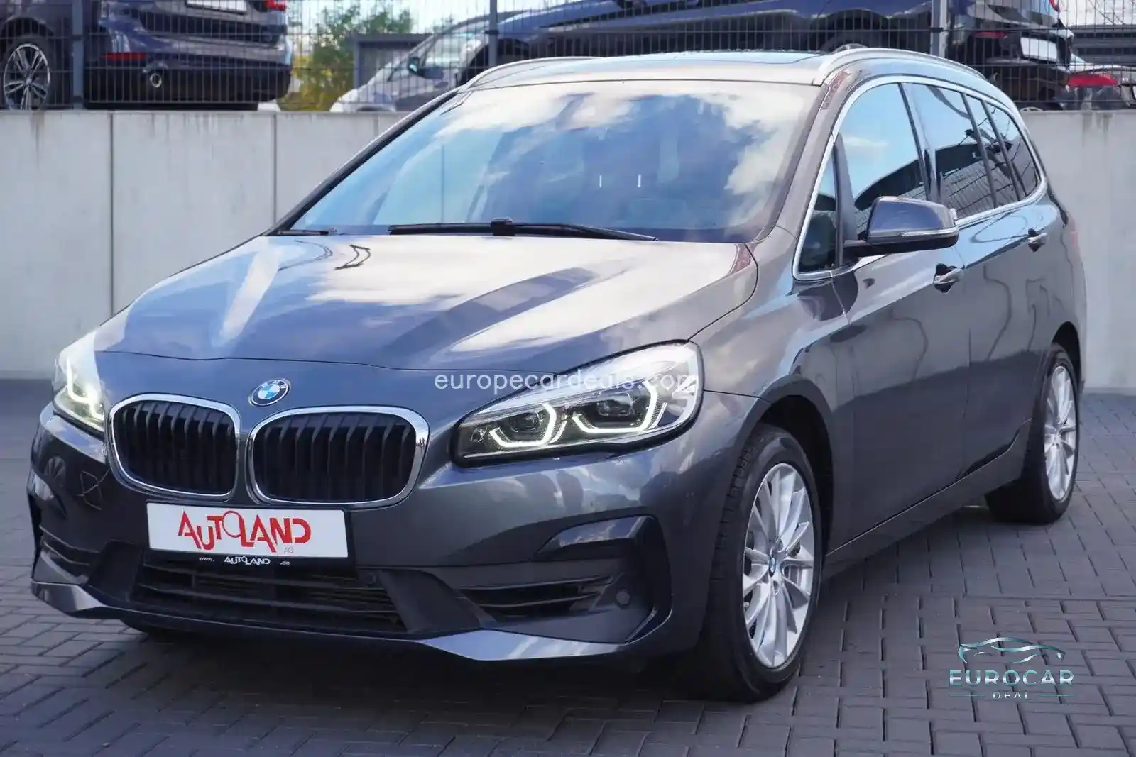BMW 218