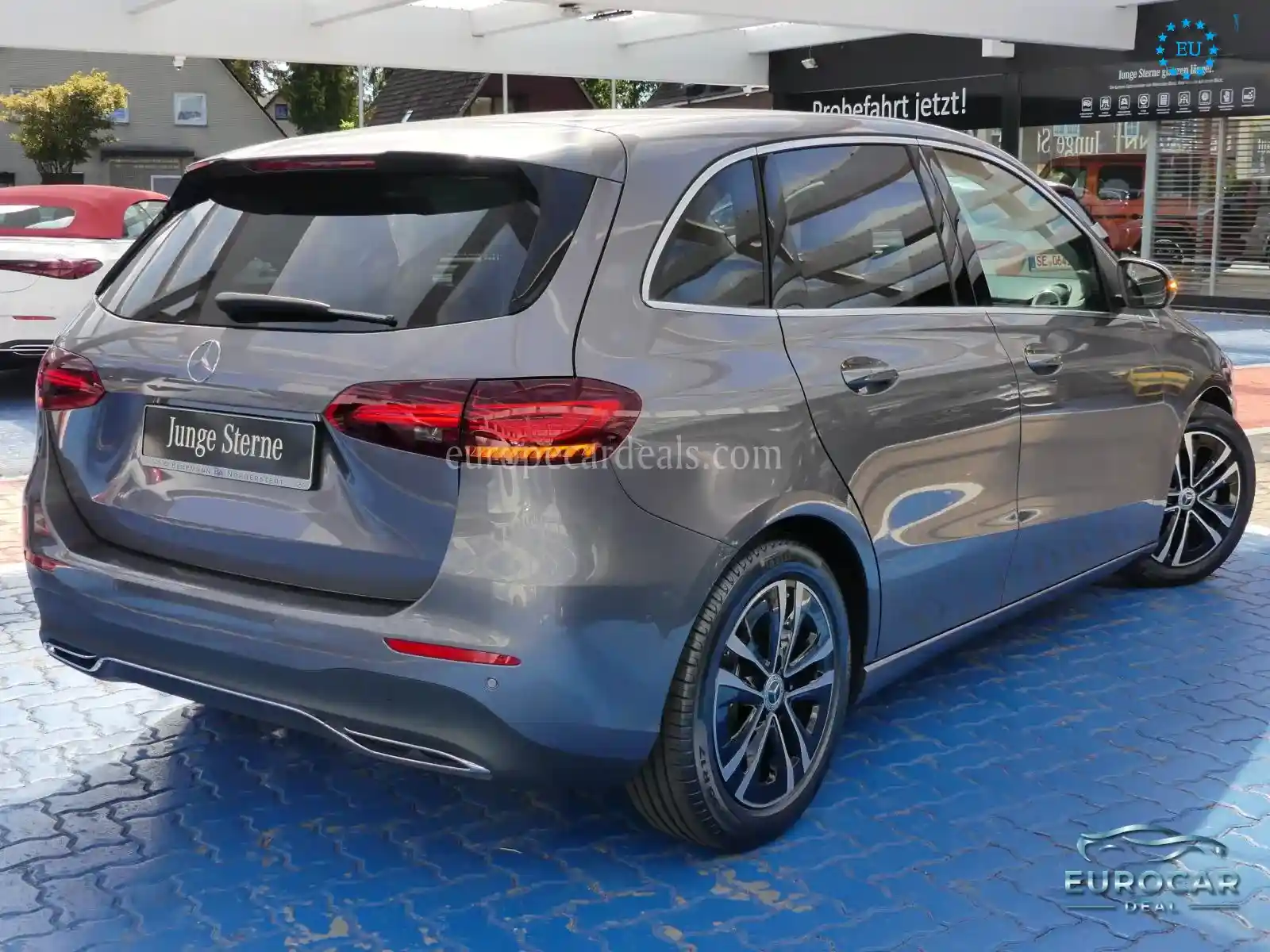 Mercedes-Benz B 200