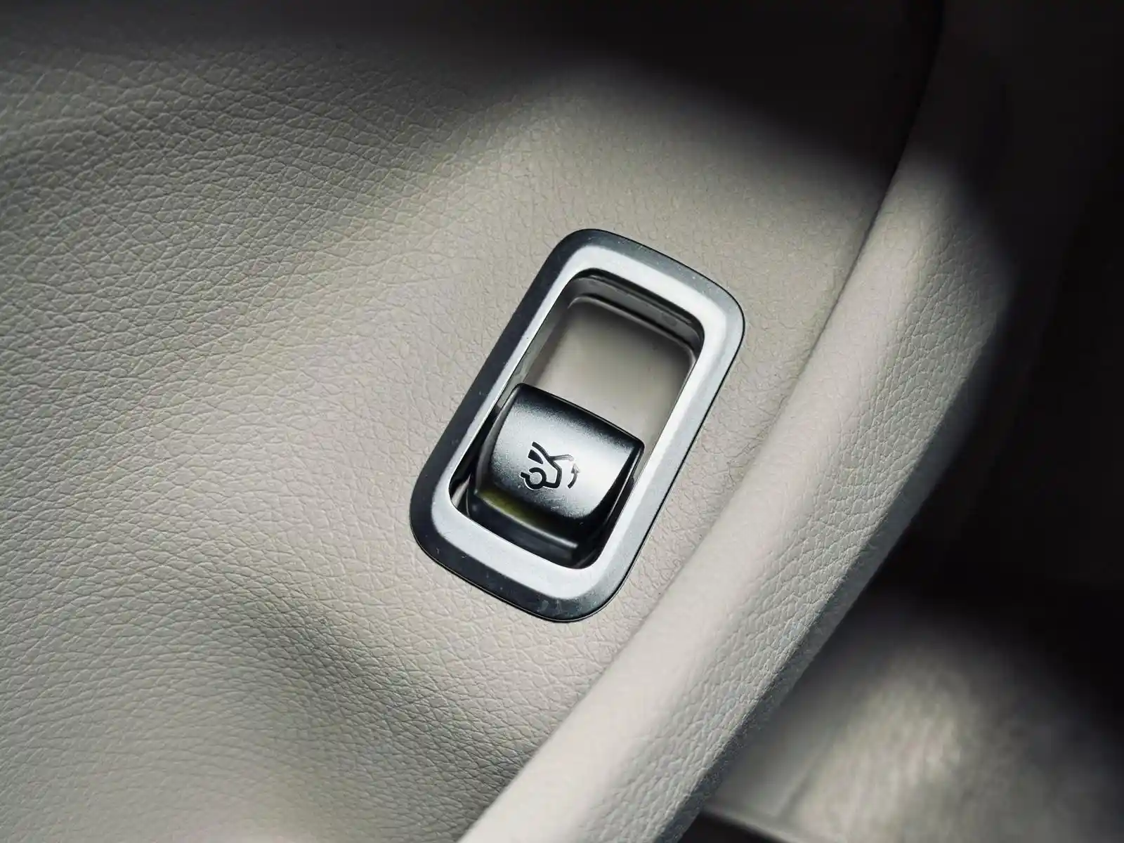Mercedes-Benz S 560