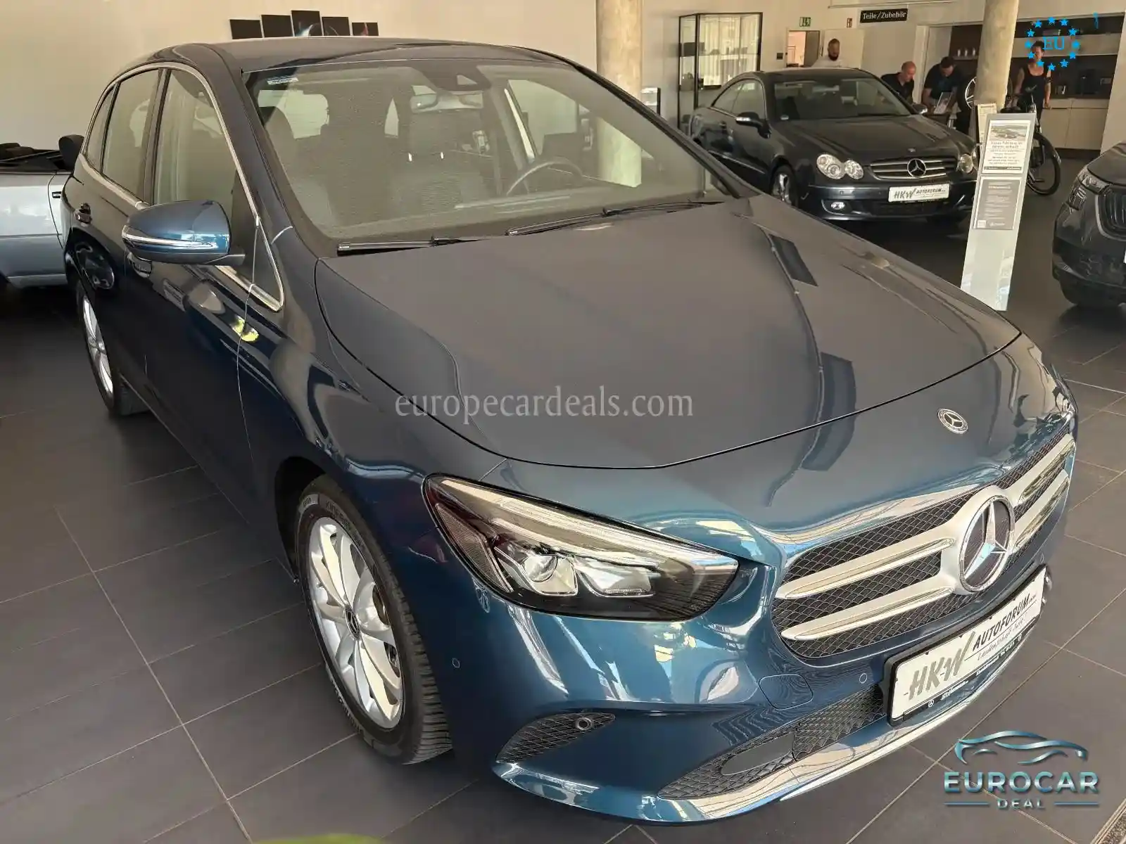 Mercedes-Benz B 180
