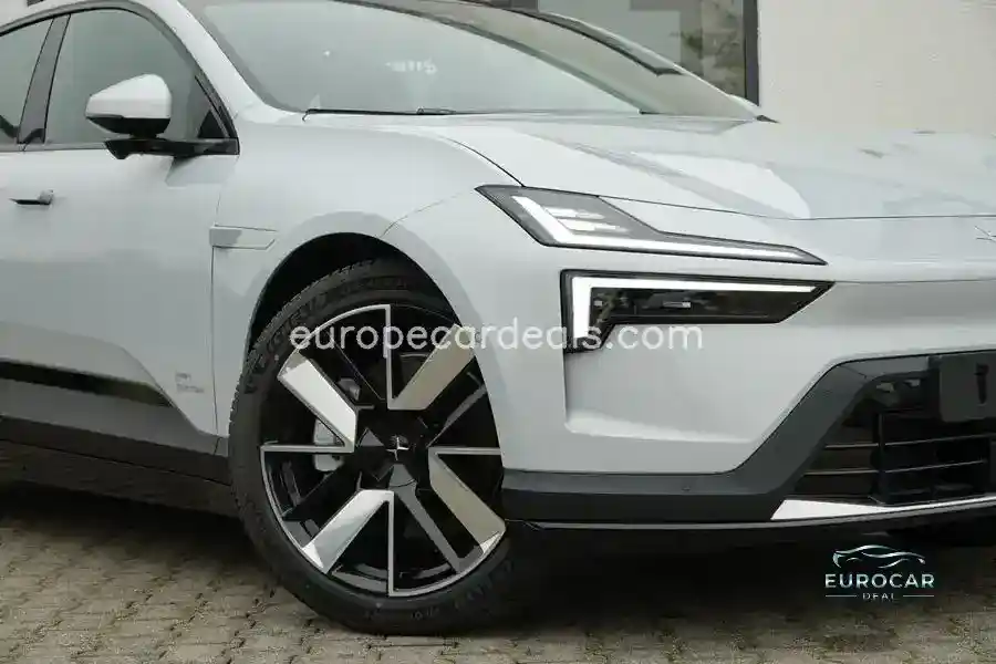 Polestar 4