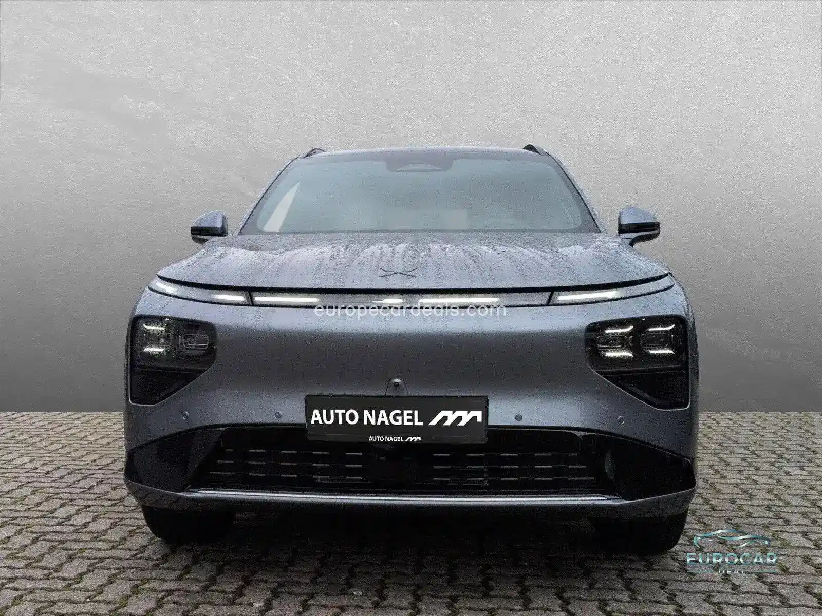 XPENG G9