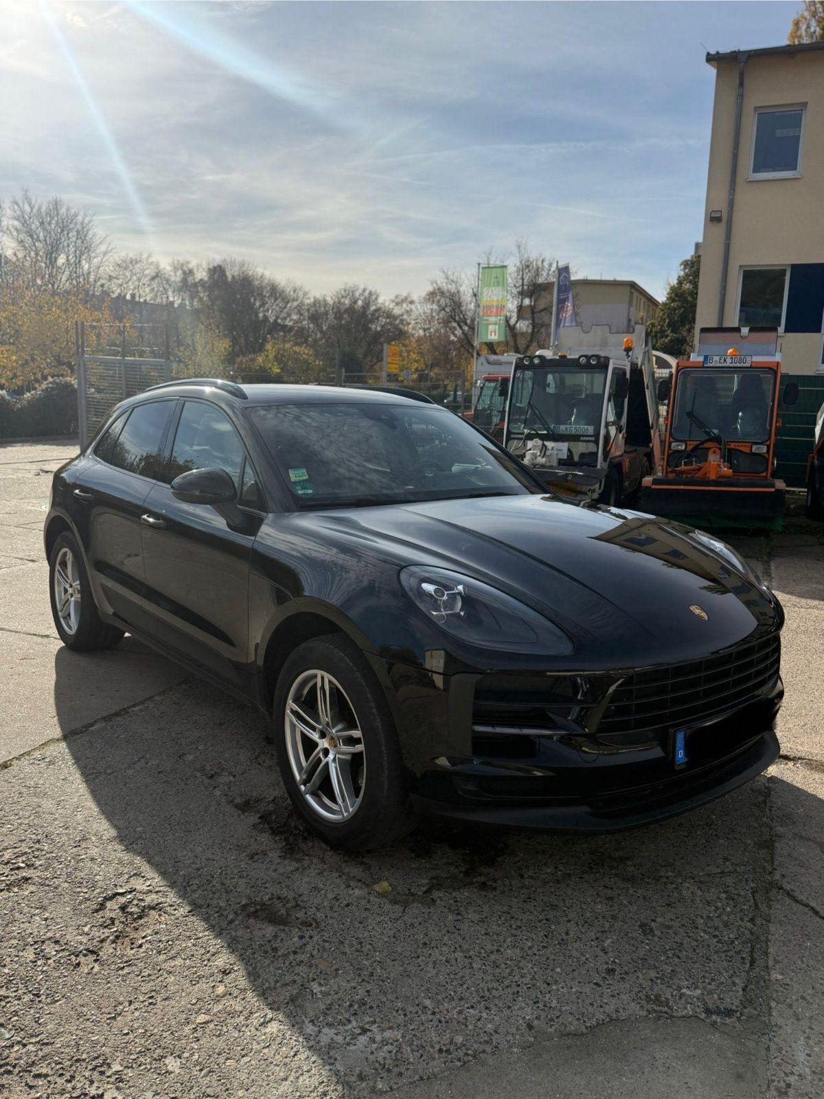 Porsche Macan