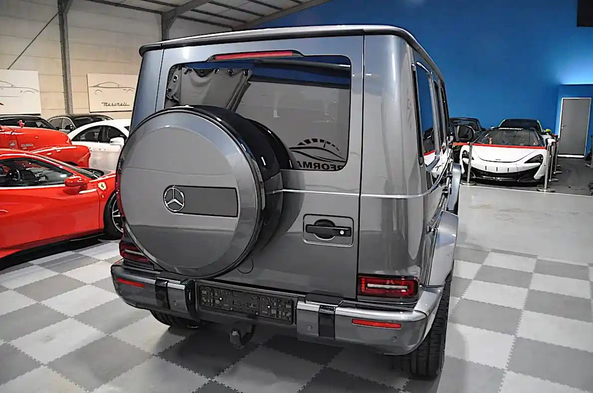 Mercedes-Benz G 500