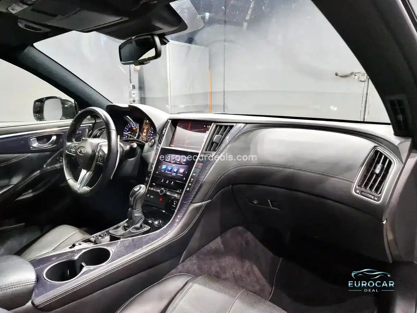 Infiniti Q60