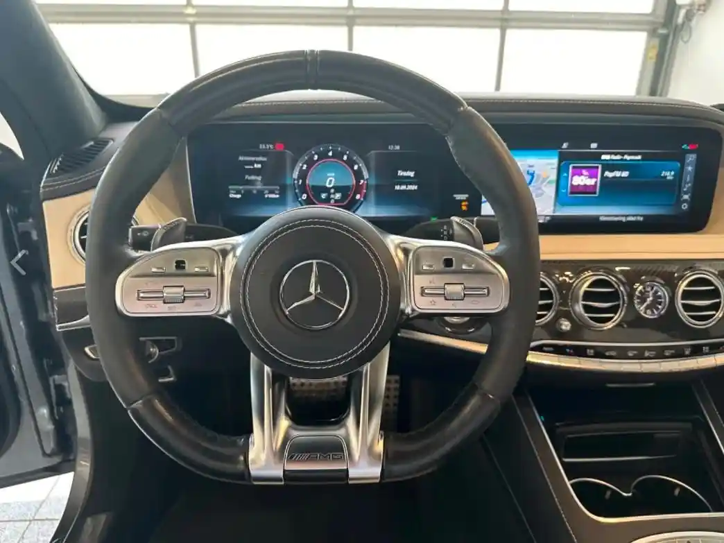 Mercedes-Benz S 63 AMG