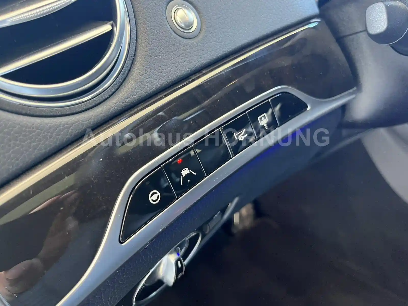 Mercedes-Benz S 560