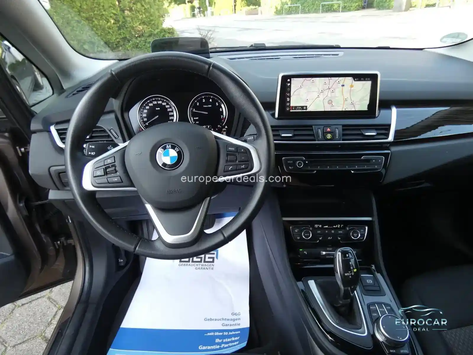 BMW 225
