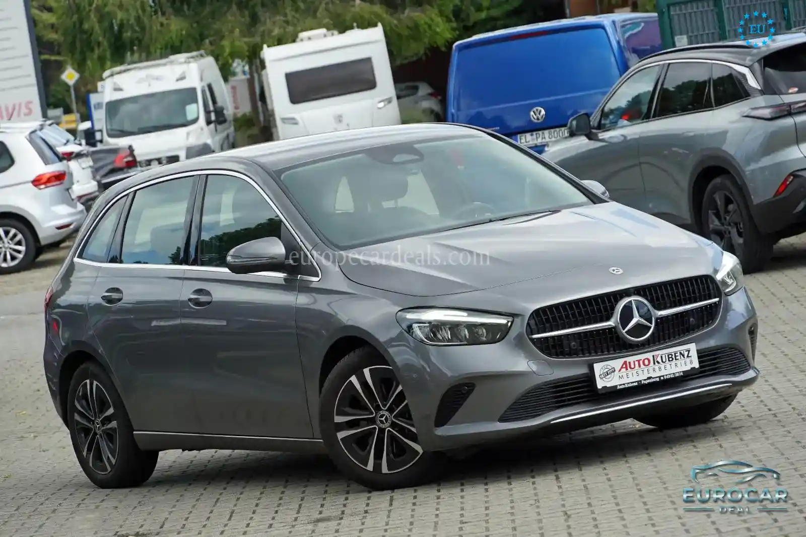 Mercedes-Benz B 200