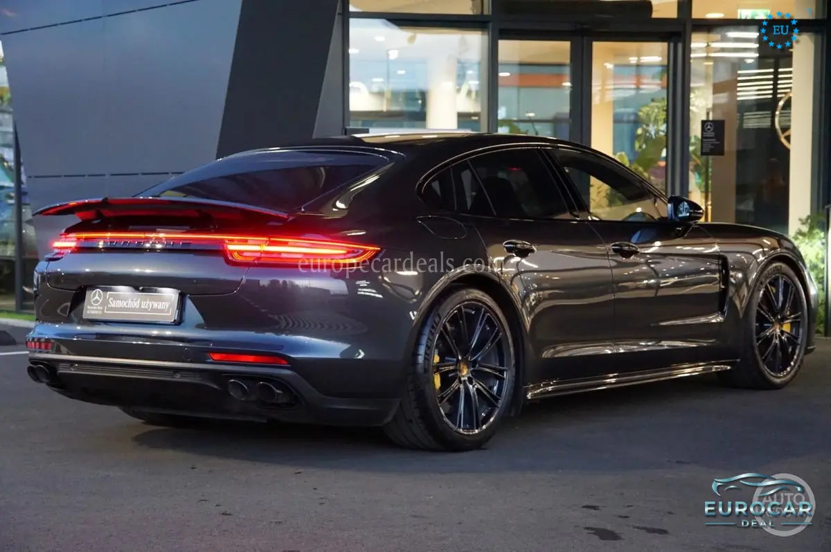 Porsche Panamera