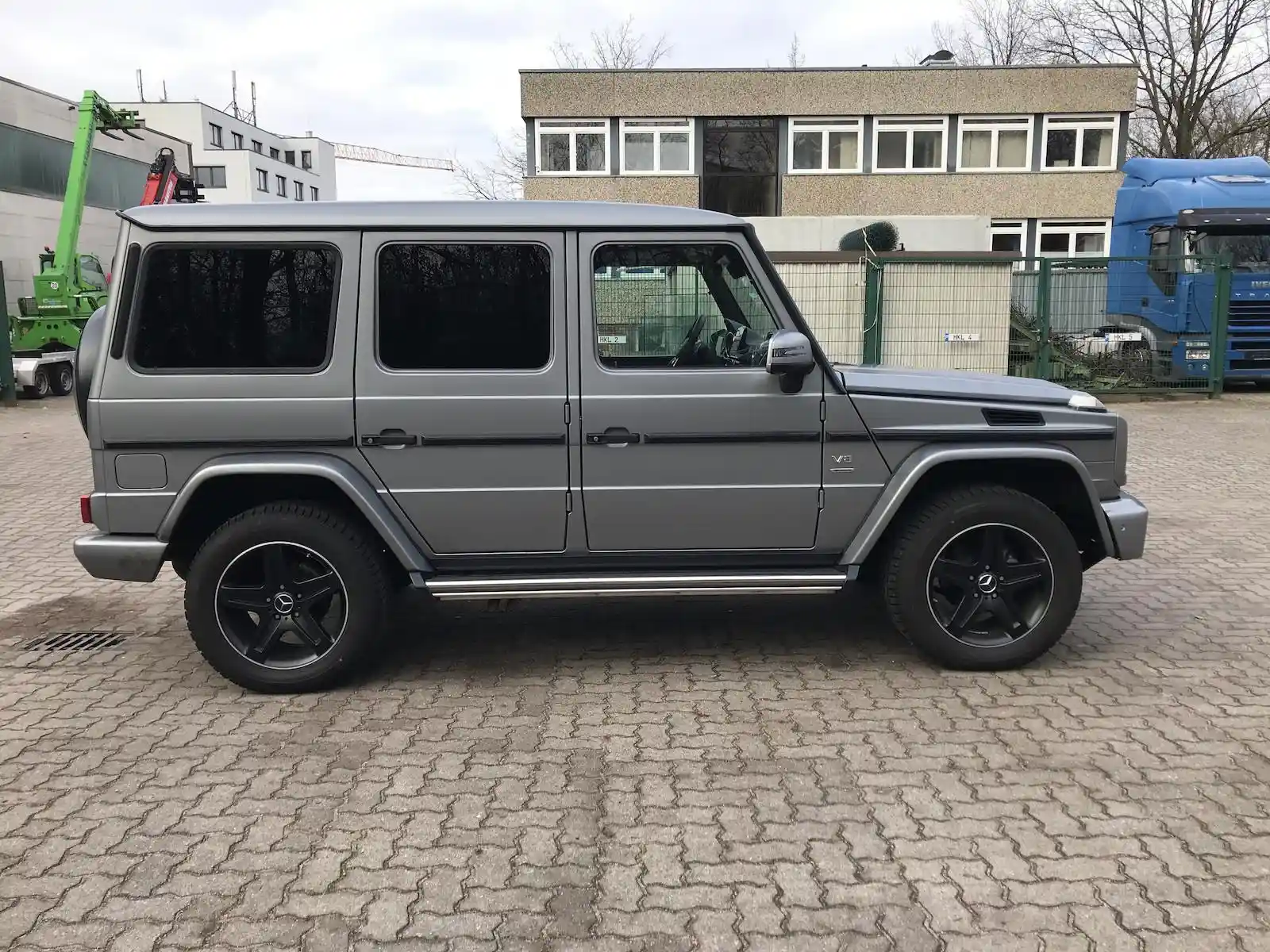 Mercedes-Benz G 500
