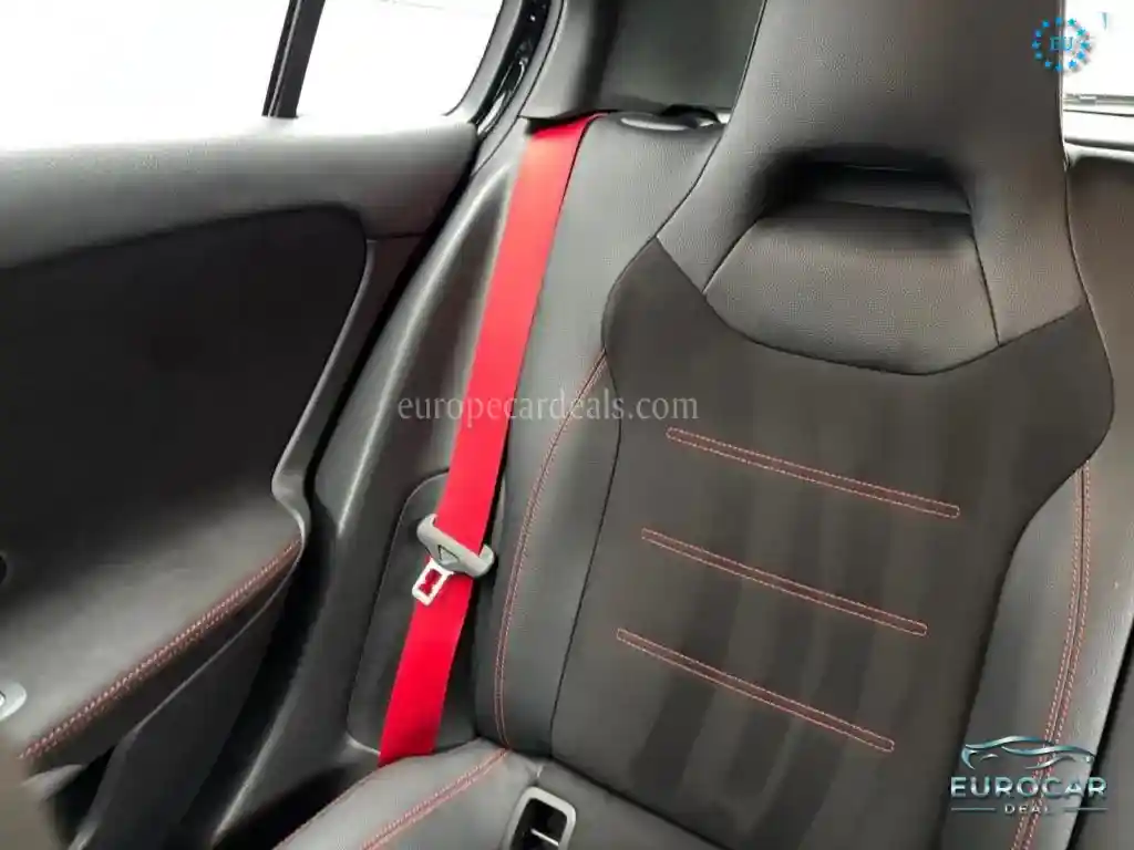 Mercedes-Benz A 35 AMG
