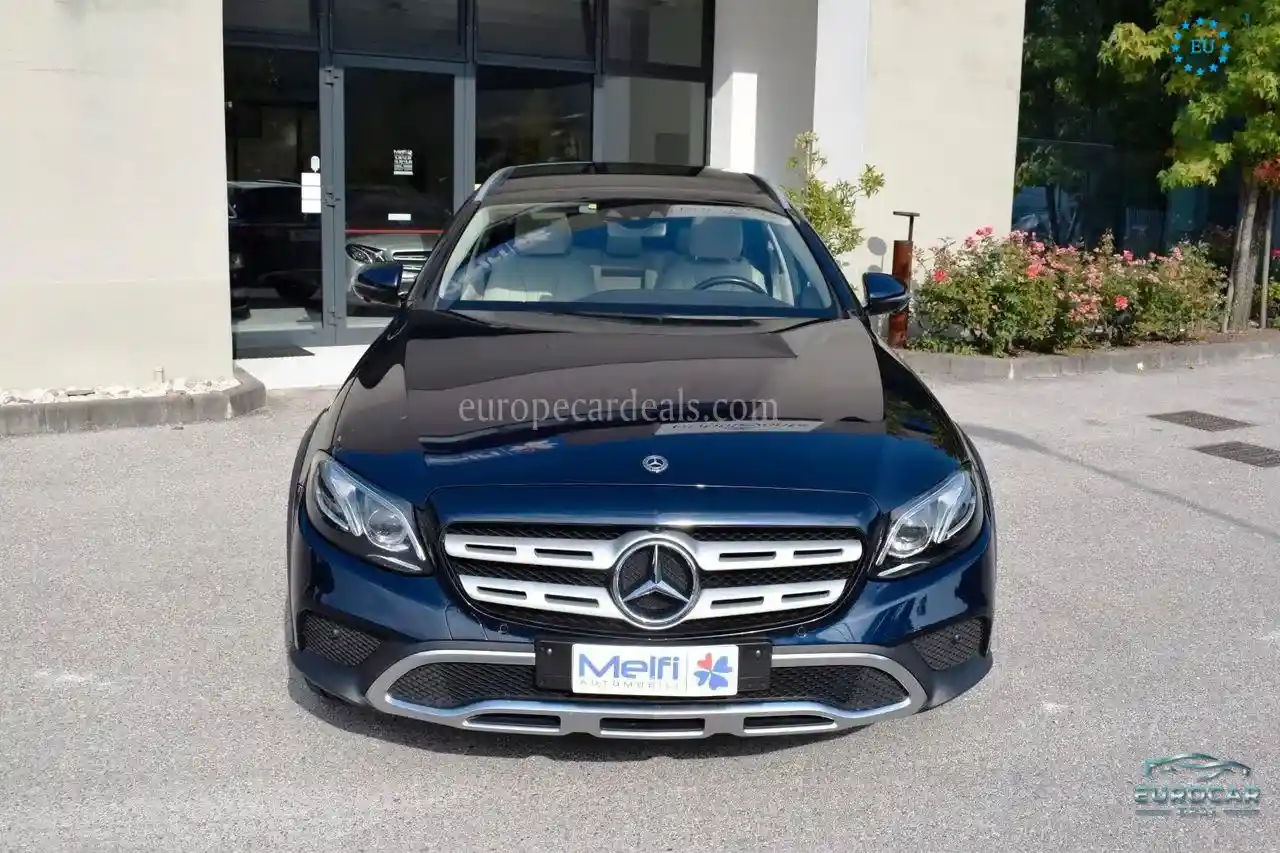 Mercedes-Benz E 220