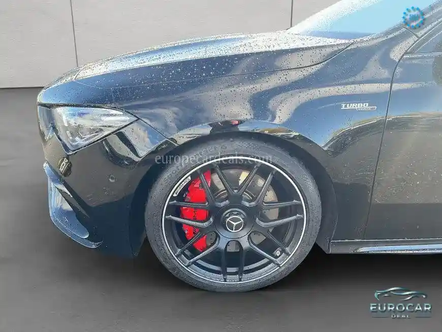 Mercedes-Benz CLA 45 AMG Shooting Brake