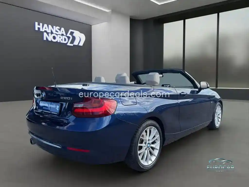 BMW 220