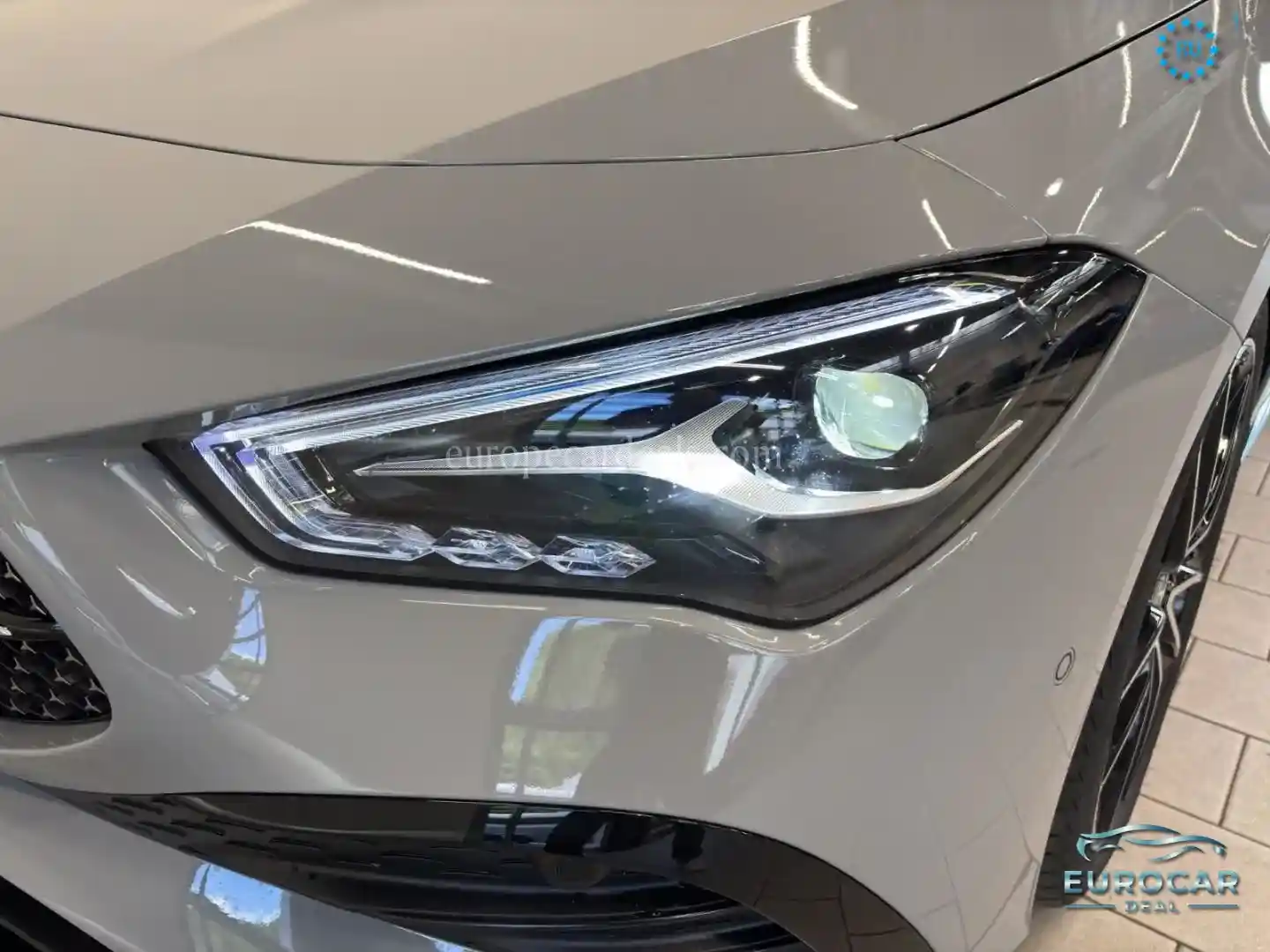 Mercedes-Benz CLA 220