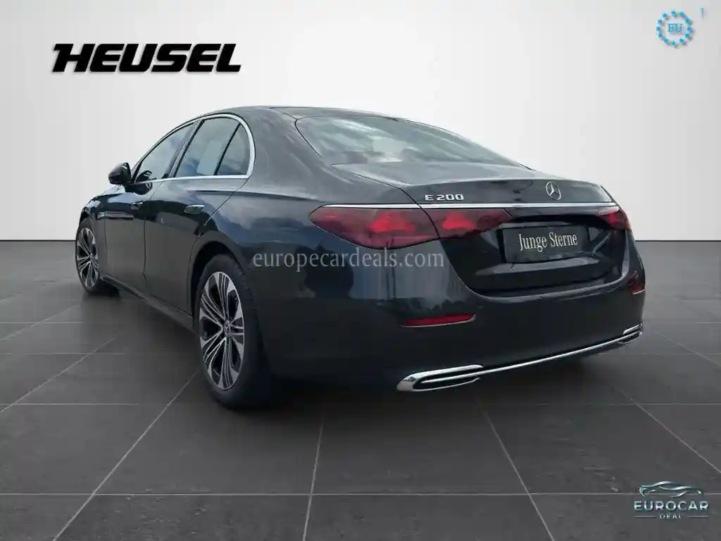 Mercedes-Benz E 200