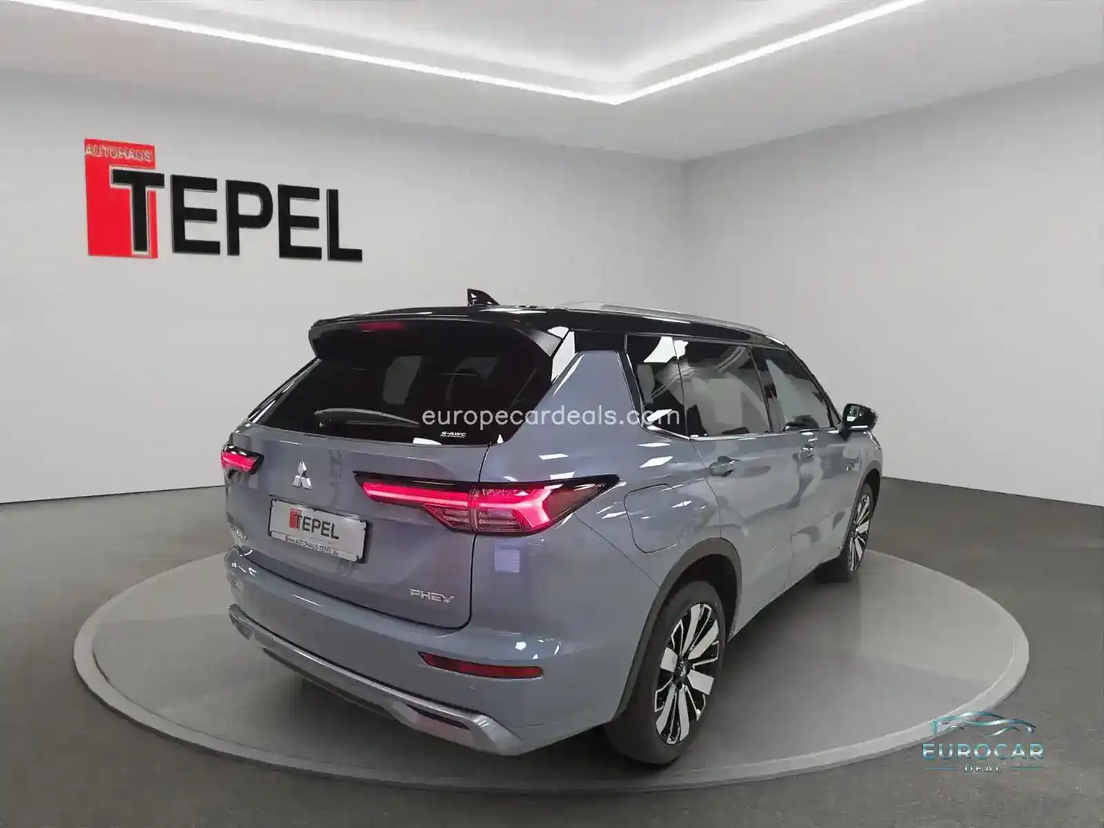Mitsubishi Plug-in Hybrid Outlander