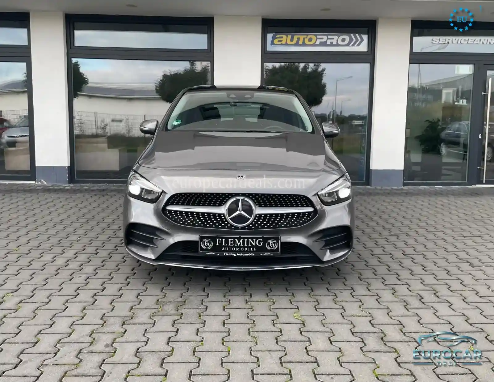 Mercedes-Benz B 220