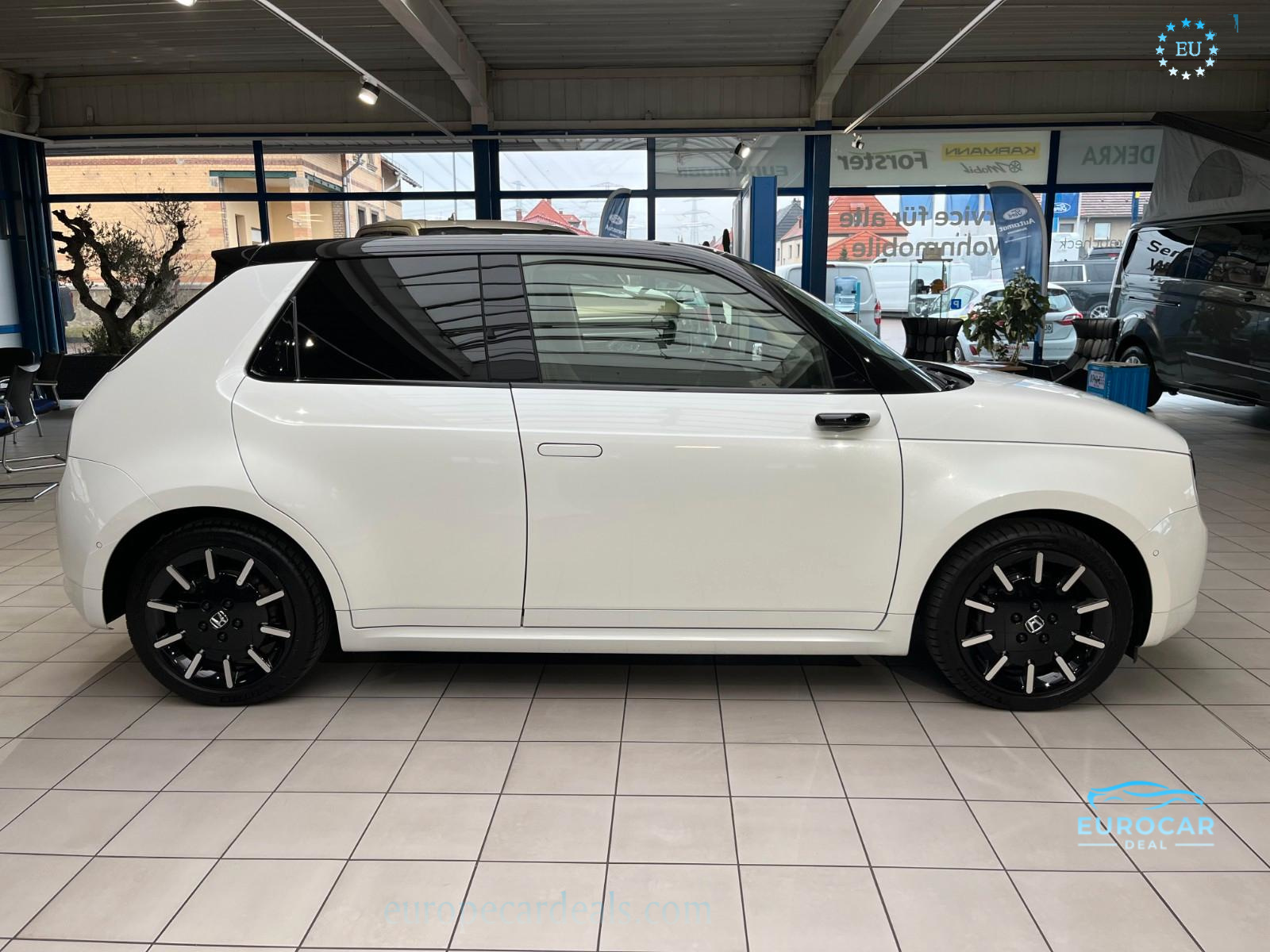 Honda e