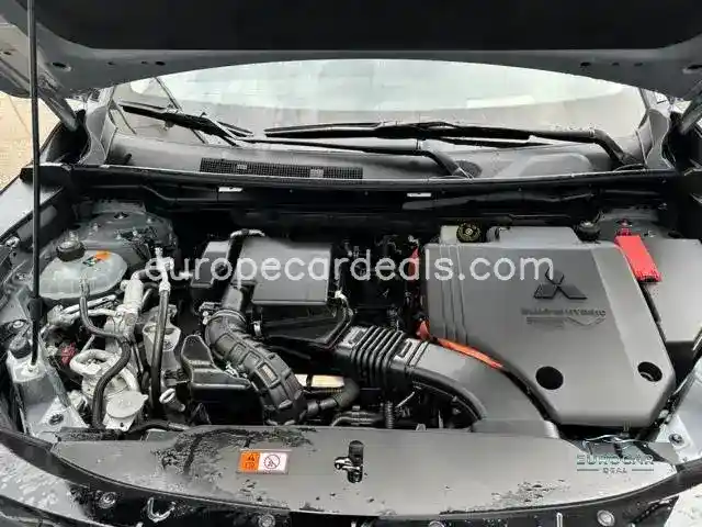 Mitsubishi Plug-in Hybrid Outlander
