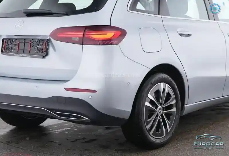 Mercedes-Benz B 250