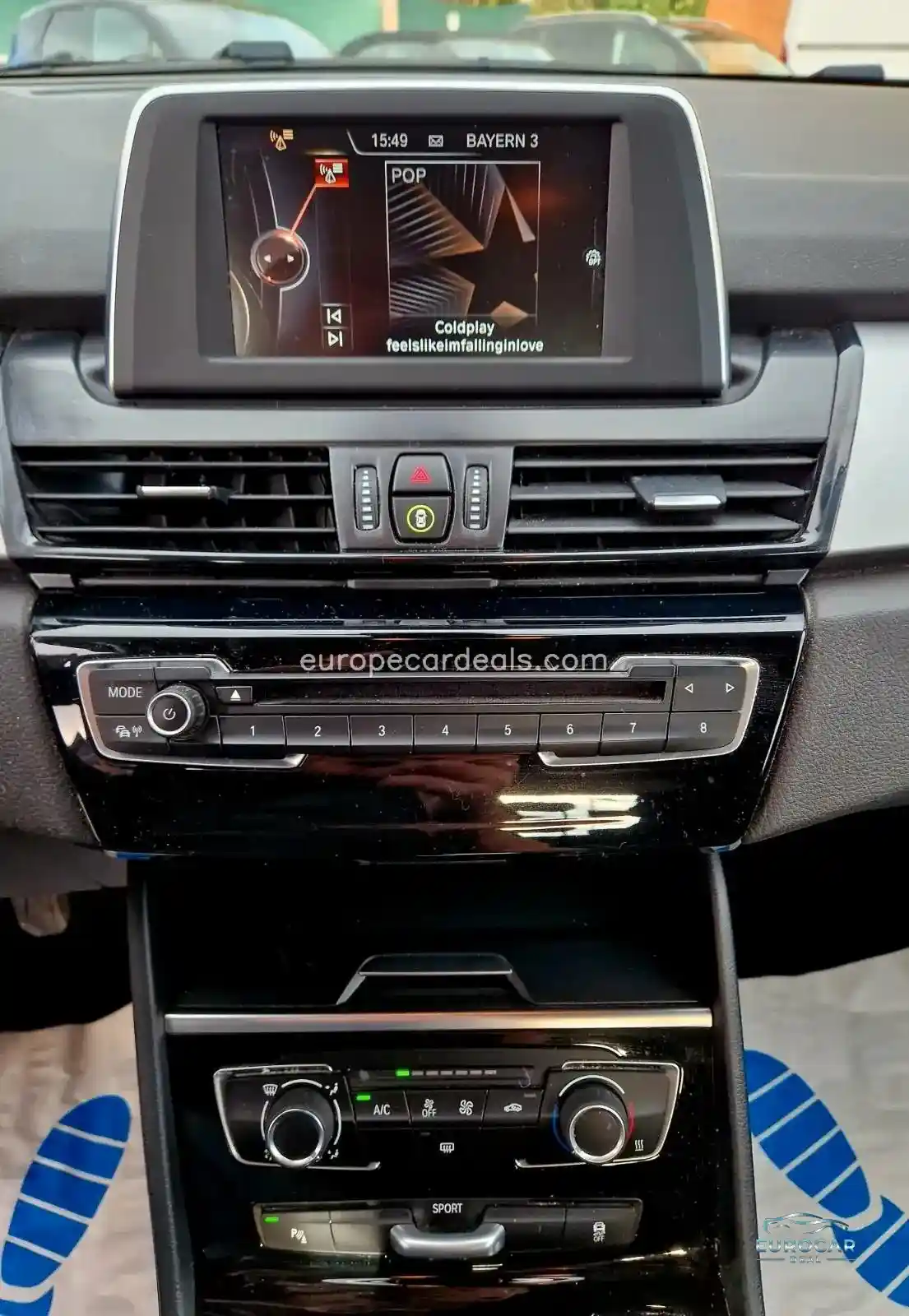 BMW 218