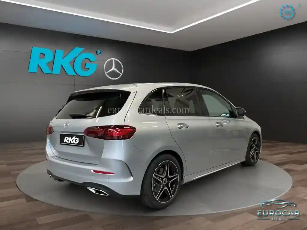 Mercedes-Benz B 220