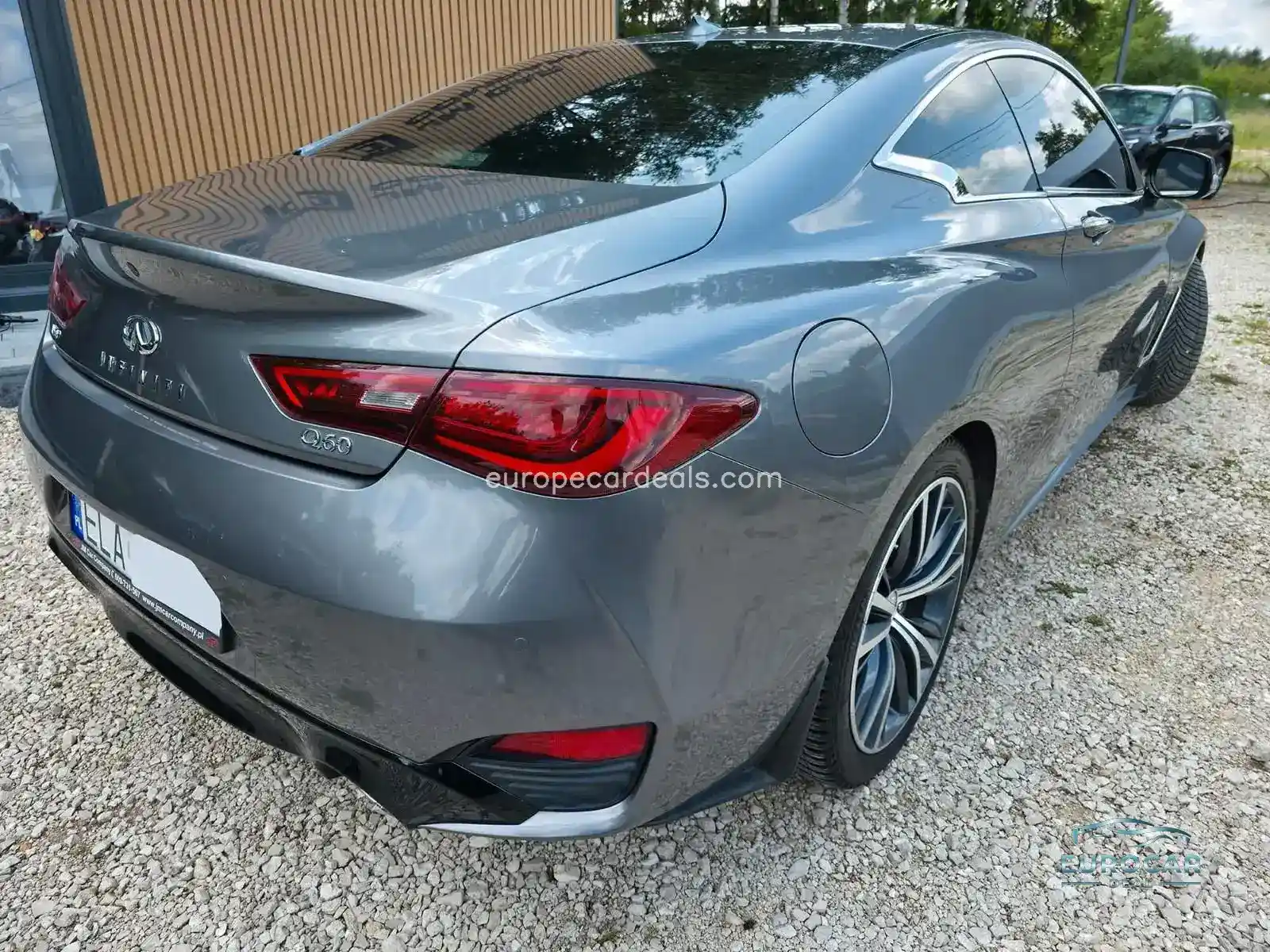 Infiniti Q60
