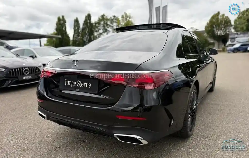 Mercedes-Benz E 300