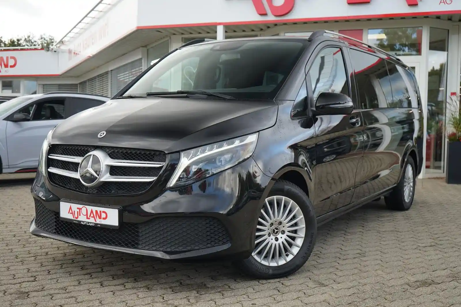 Mercedes-Benz V 300
