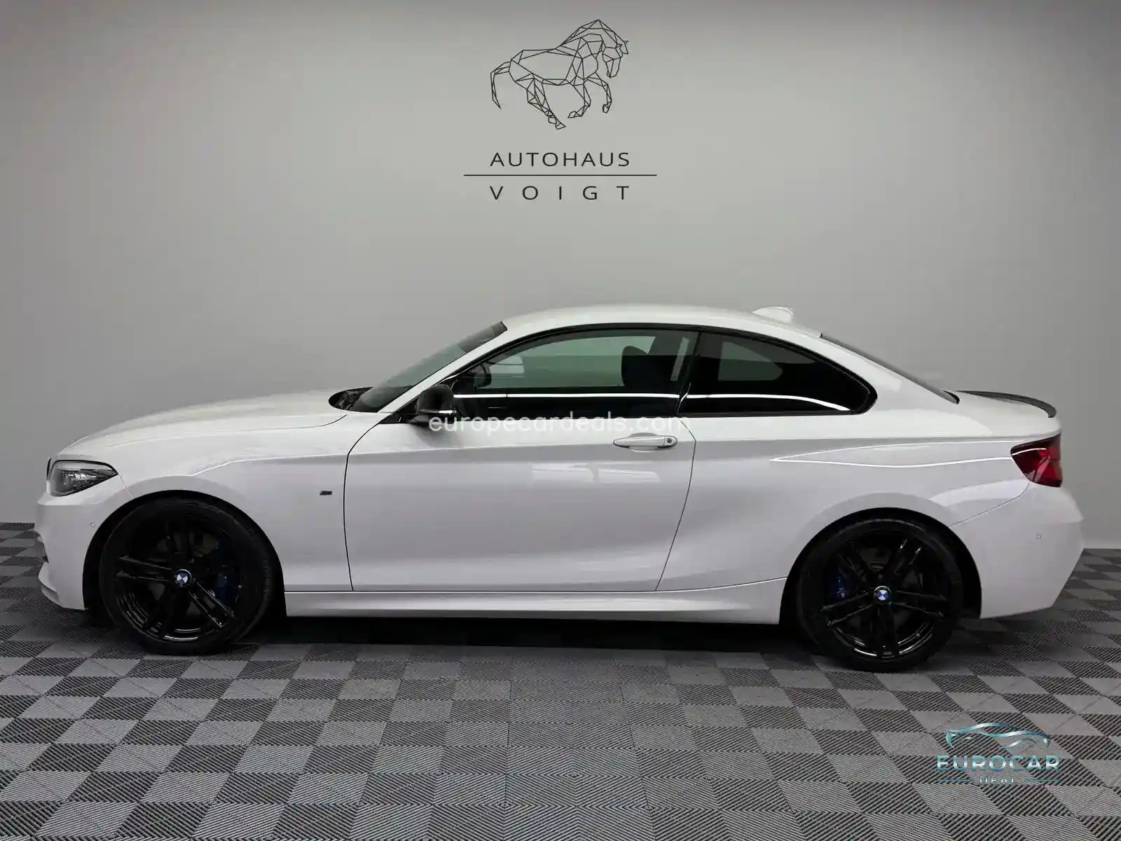 BMW M240i