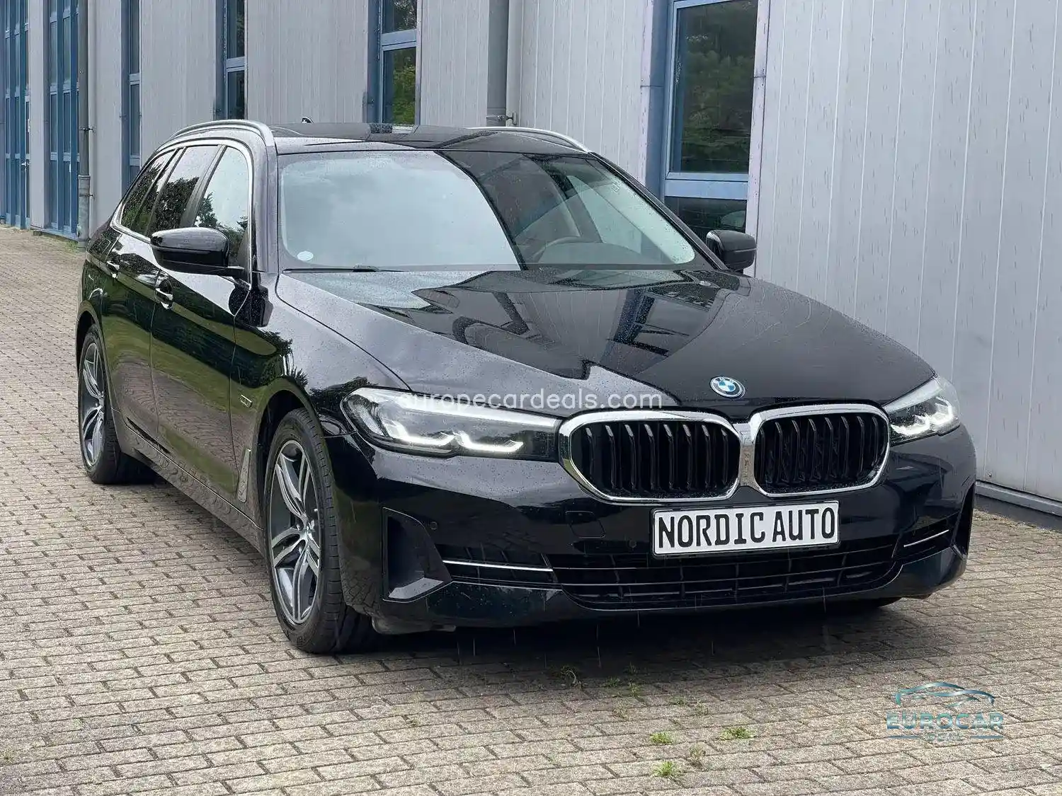BMW 530