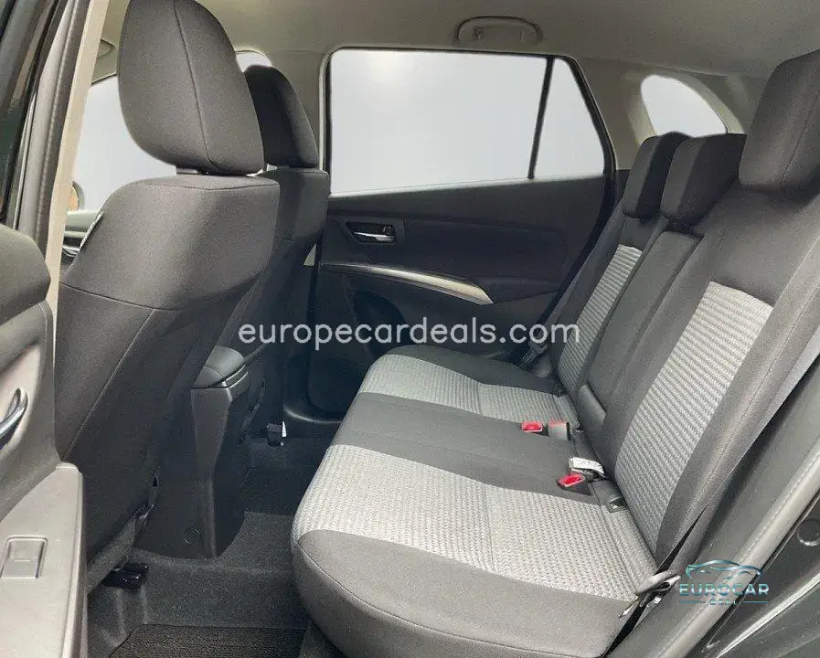 Suzuki (SX4) S-Cross