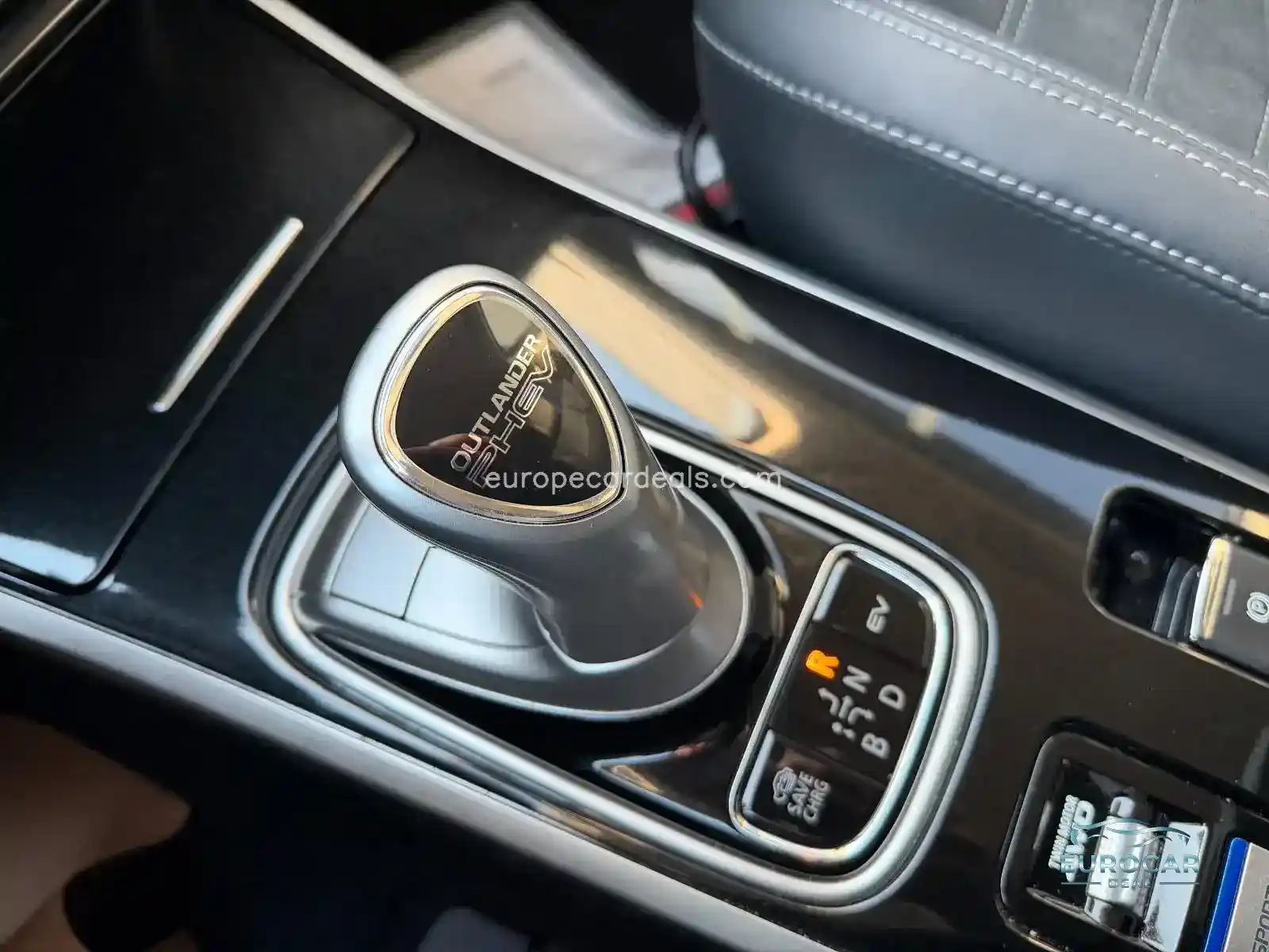 Mitsubishi Plug-in Hybrid Outlander