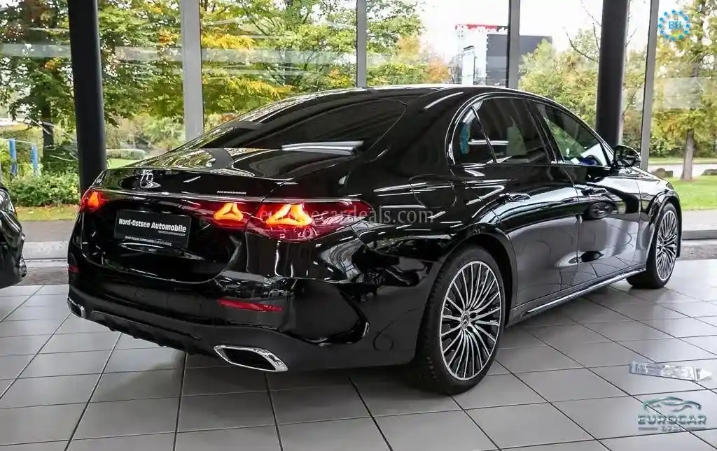 Mercedes-Benz E 200