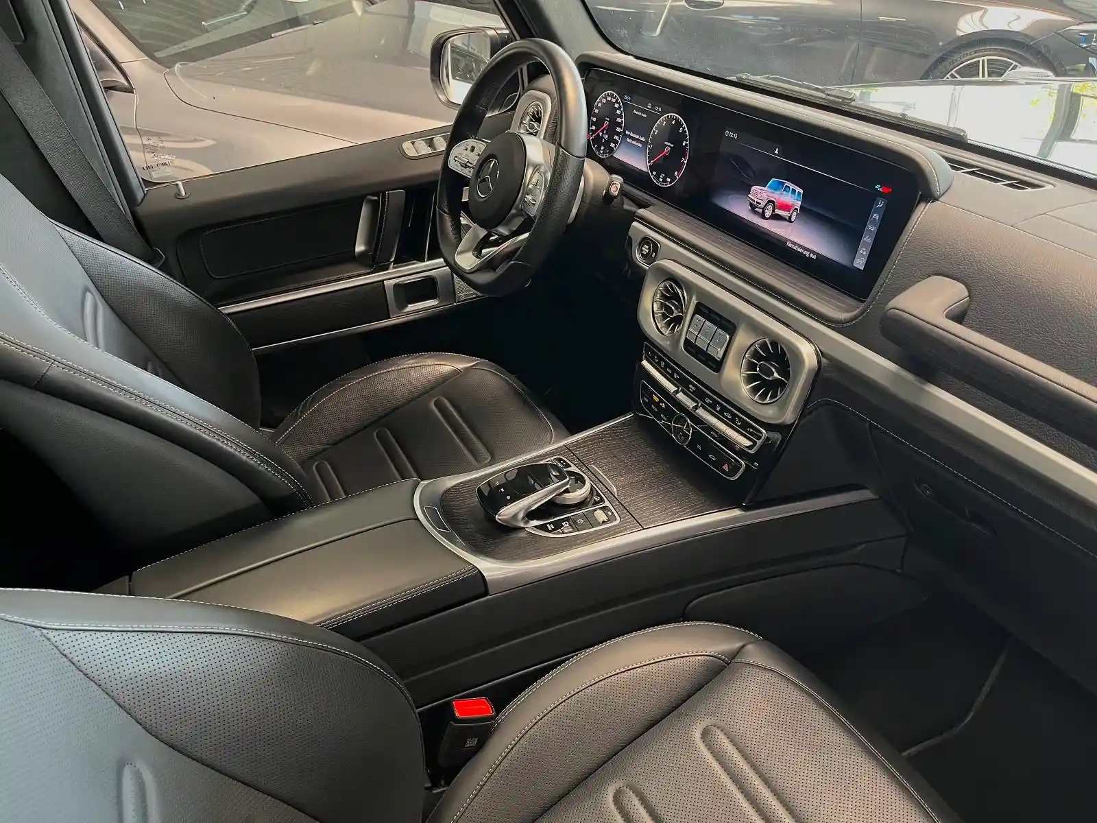 Mercedes-Benz G 500