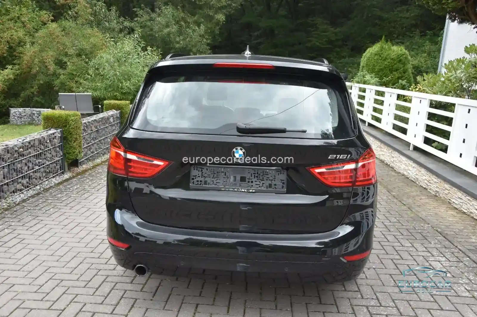 BMW 216