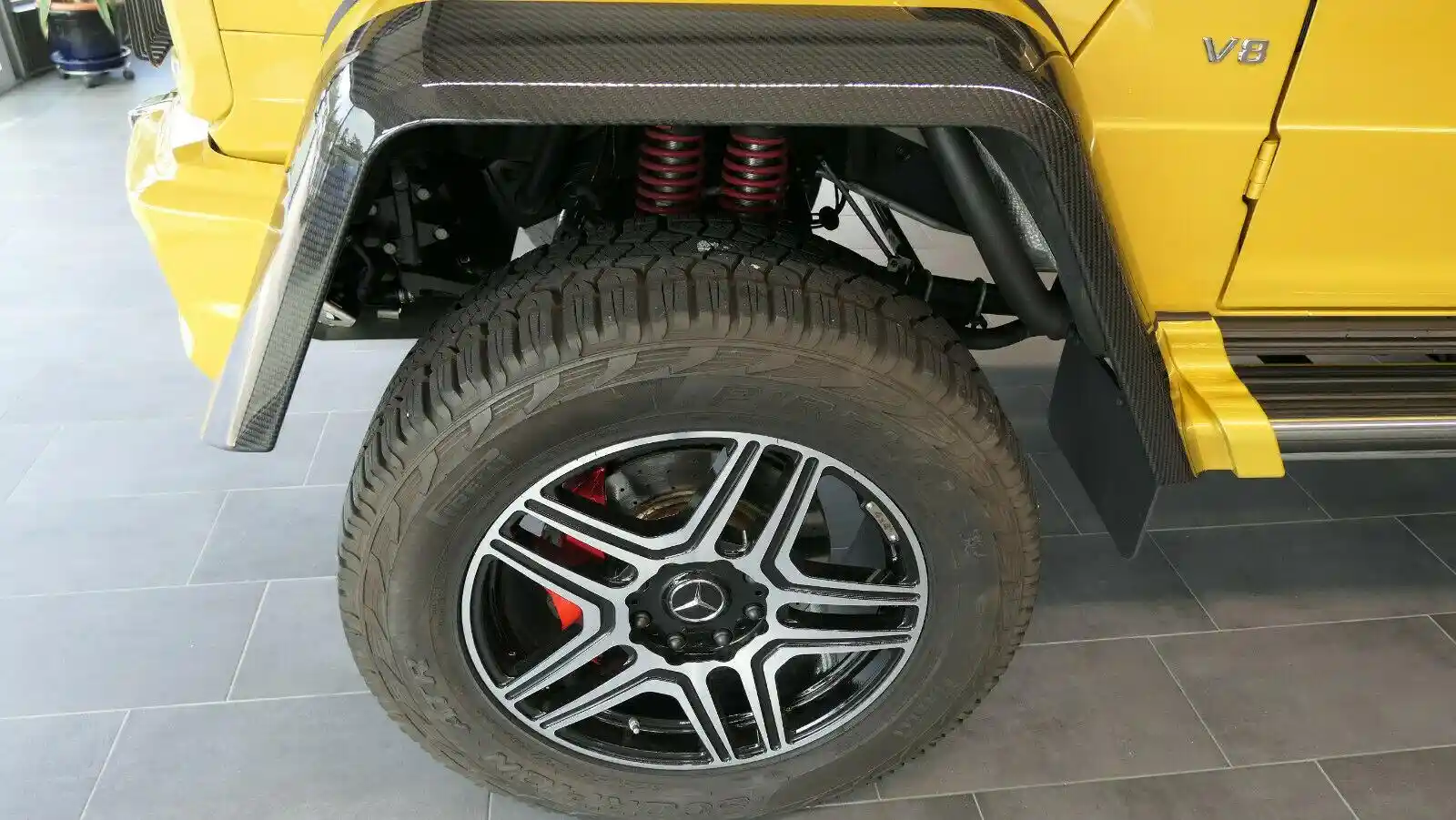 Mercedes-Benz G 500