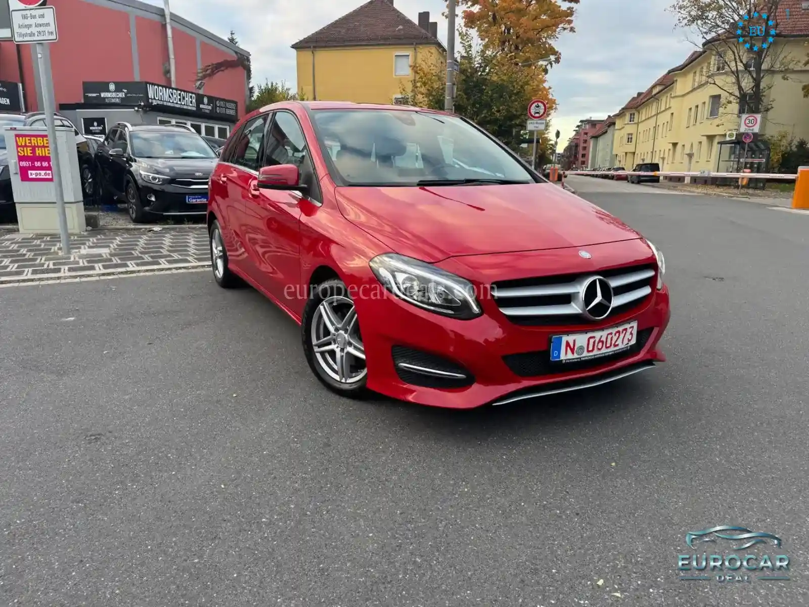 Mercedes-Benz B 180
