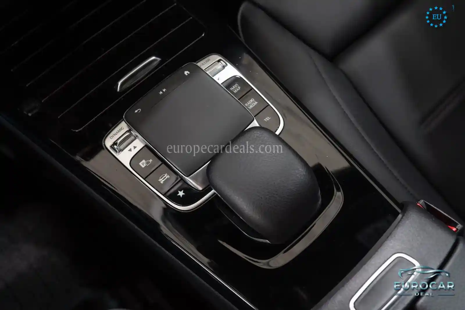Mercedes-Benz A 220